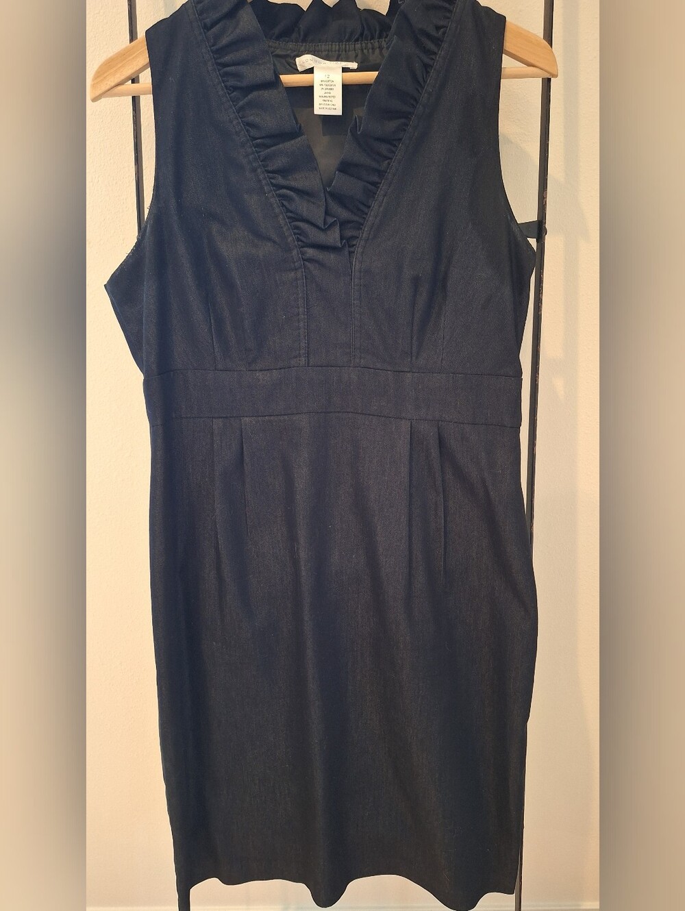 London Times Black Sleeveless V-Neck Ruffle Dress